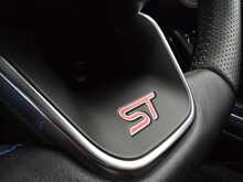 Ford Fiesta T EcoBoost ST-2 
