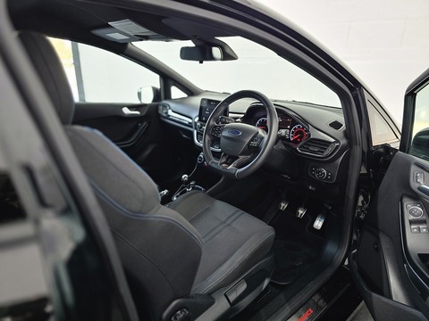 1.5T EcoBoost ST-2 Hatchback 3dr Petrol Manual Euro 6 (200 ps)