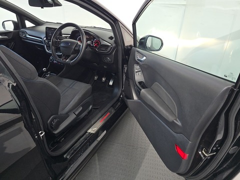 1.5T EcoBoost ST-2 Hatchback 3dr Petrol Manual Euro 6 (200 ps)