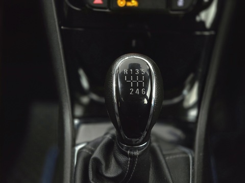 1.4i Turbo ecoTEC Active SUV 5dr Petrol Manual Euro 6 (s/s) (140 ps)