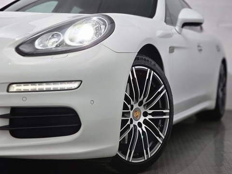 3.6 V6 PDK Panamera Edition Saloon Petrol