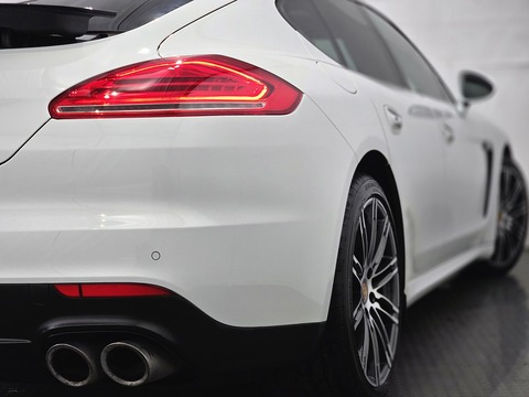 3.6 V6 PDK Panamera Edition Saloon Petrol
