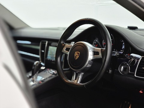 3.6 V6 PDK Panamera Edition Saloon Petrol