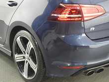 Volkswagen Golf TSI BlueMotion Tech R 