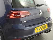 Volkswagen Golf TSI BlueMotion Tech R 