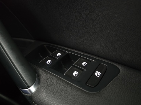 2.0 TSI BlueMotion Tech R Hatchback 5dr Petrol Manual 4Motion Euro 6 (s/s) (300 ps)