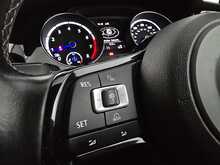 Volkswagen Golf TSI BlueMotion Tech R 