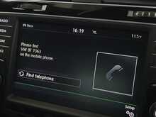 Volkswagen Golf TSI BlueMotion Tech R 