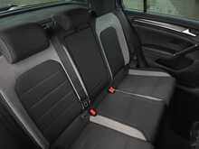 Volkswagen Golf TSI BlueMotion Tech R 