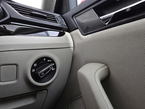 2.0 TDI Laurin & Klement Hatchback 5dr Diesel DSG Auto 6Spd 4WD Euro 6 (s/s) (190 ps)