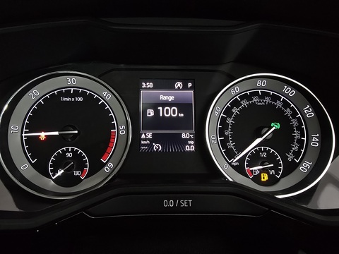 2.0 TDI Laurin & Klement Hatchback 5dr Diesel DSG Auto 6Spd 4WD Euro 6 (s/s) (190 ps)