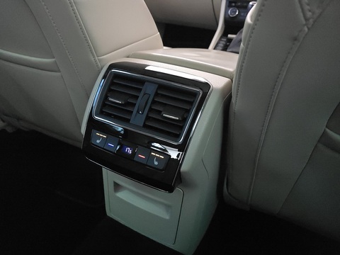 2.0 TDI Laurin & Klement Hatchback 5dr Diesel DSG Auto 6Spd 4WD Euro 6 (s/s) (190 ps)