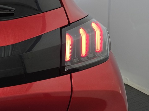 50kWh Allure Hatchback 5dr Electric Auto (136 ps)