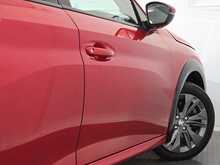 Peugeot E-208 Allure 