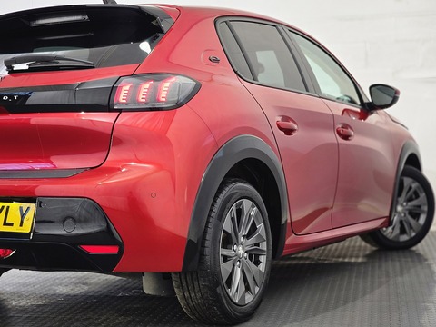 50kWh Allure Hatchback 5dr Electric Auto (136 ps)