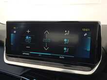 Peugeot E-208 Allure 