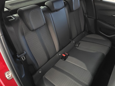 50kWh Allure Hatchback 5dr Electric Auto (136 ps)