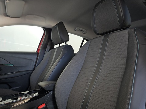 50kWh Allure Hatchback 5dr Electric Auto (136 ps)