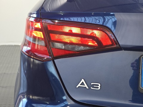 2.0 TDI Sport Sportback 5dr Diesel Manual Euro 5 (s/s) (150 ps)