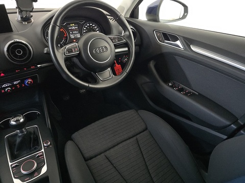 2.0 TDI Sport Sportback 5dr Diesel Manual Euro 5 (s/s) (150 ps)