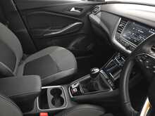 Vauxhall Grandland X Turbo Griffin Edition 