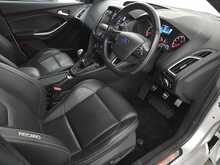 Ford Focus T EcoBoost ST-3 