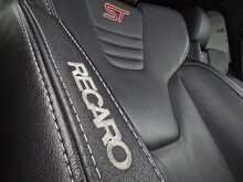 Ford Focus T EcoBoost ST-3 