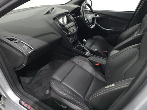 2.0T EcoBoost ST-3 Hatchback 5dr Petrol Manual Euro 6 (s/s) (250 ps)