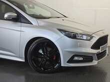 Ford Focus T EcoBoost ST-3 