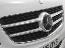 Mercedes-Benz V-Class V220d BlueTEC SE G-Tronic+ 