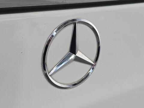 V220d MPV 