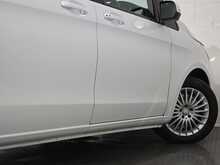 Mercedes-Benz V-Class V220d BlueTEC SE G-Tronic+ 