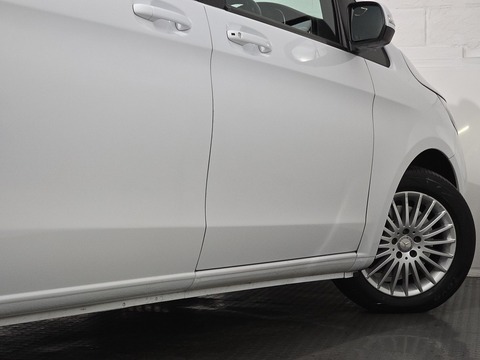 V220d MPV 