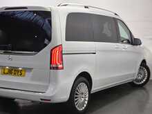Mercedes-Benz V-Class V220d BlueTEC SE G-Tronic+ 