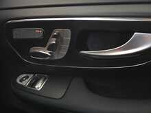 Mercedes-Benz V-Class V220d BlueTEC SE G-Tronic+ 