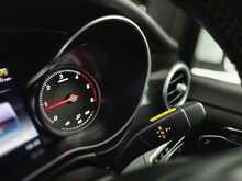 Mercedes-Benz V-Class V220d BlueTEC SE G-Tronic+ 