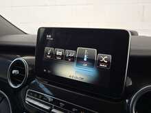 Mercedes-Benz V-Class V220d BlueTEC SE G-Tronic+ 