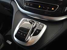 Mercedes-Benz V-Class V220d BlueTEC SE G-Tronic+ 