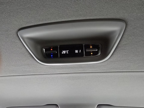 V220d MPV 