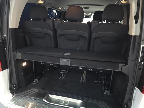 V220d MPV 