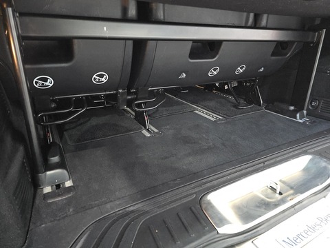 V220d MPV 