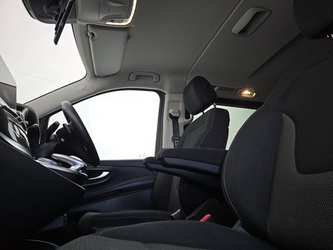 V220d MPV 