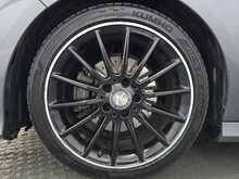 Mercedes-Benz CLA CLA200d AMG Sport 