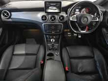 Mercedes-Benz CLA CLA200d AMG Sport 