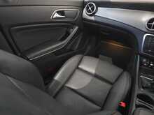 Mercedes-Benz CLA CLA200d AMG Sport 