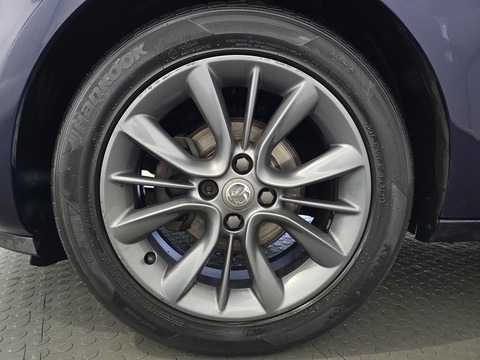 1.2i JAM Hatchback 3dr Petrol Manual Euro 6 (70 ps)