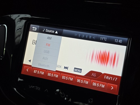 1.2i JAM Hatchback 3dr Petrol Manual Euro 6 (70 ps)