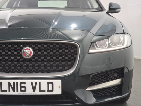 2.0d R-Sport Saloon 4dr Diesel Auto AWD Euro 6 (s/s) (180 ps)