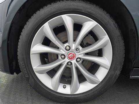 2.0d R-Sport Saloon 4dr Diesel Auto AWD Euro 6 (s/s) (180 ps)