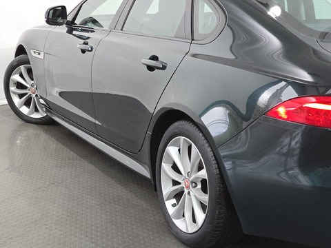 2.0d R-Sport Saloon 4dr Diesel Auto AWD Euro 6 (s/s) (180 ps)